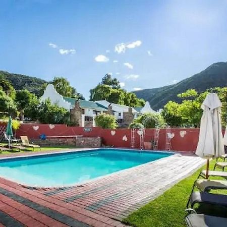 Old Mill Lodge, Seasonal Working Ostrich Farm & Restaurant, Oudtshoorn Quarto foto