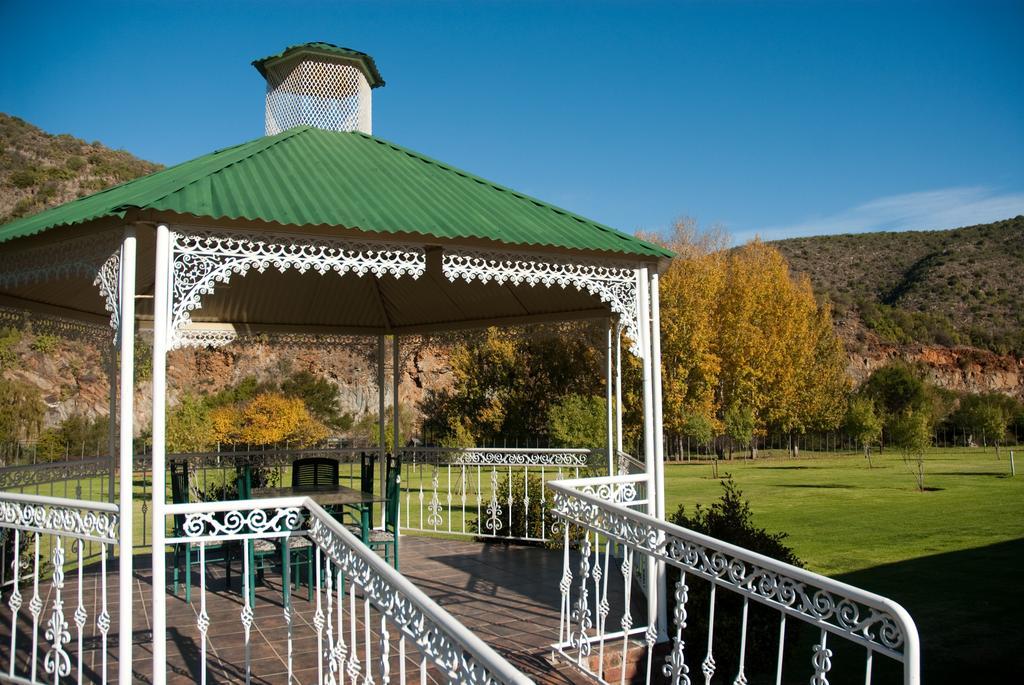 Old Mill Lodge, Seasonal Working Ostrich Farm & Restaurant, Oudtshoorn Exterior foto