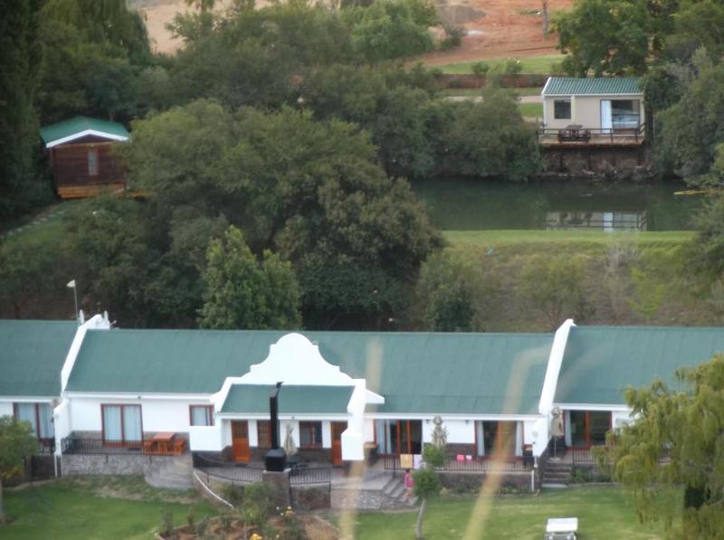 Old Mill Lodge, Seasonal Working Ostrich Farm & Restaurant, Oudtshoorn Exterior foto